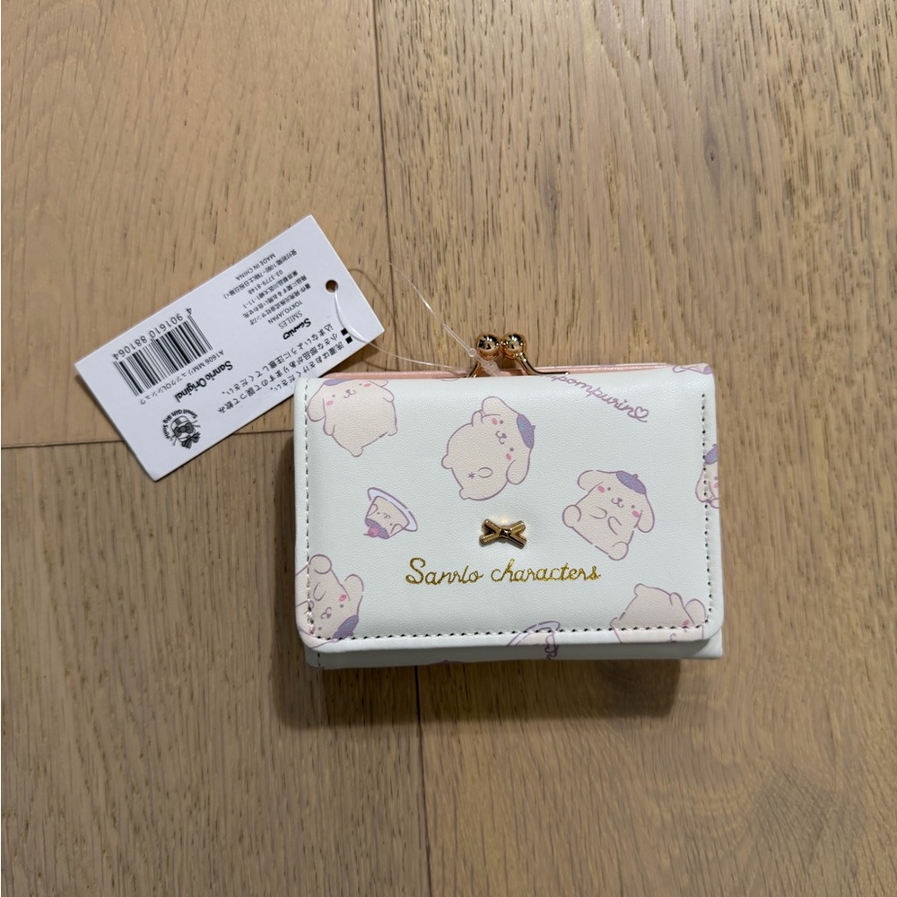 NEW SANRIO Trifold Wallet- Pompompurin: Light Yellow & Gold Ribbon